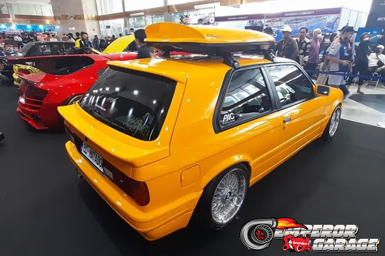 BMW E30 Hatchback Milik Andre Taulany