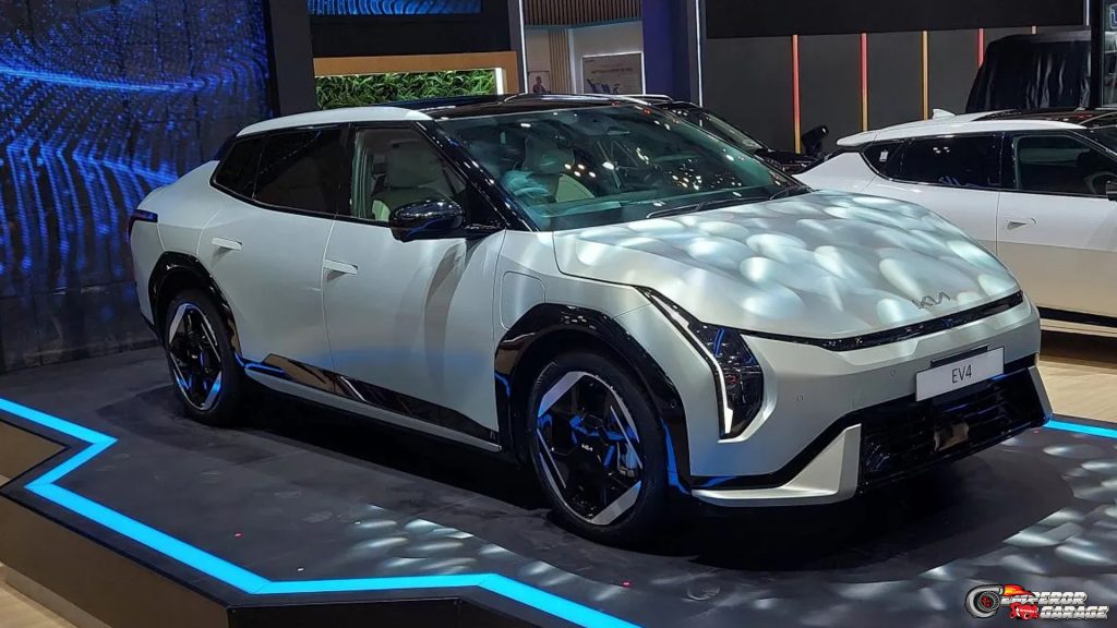 EV4 Meluncur di GIIAS 2025: Kia Siapkan Gebrakan Baru EV