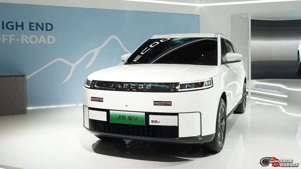 SUV Kembar Tapi Beda Aura: Jaecoo J5 EV Lawan Mini Evoque