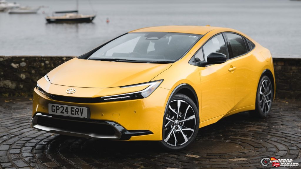 Toyota Prius 2025 dengan 4 Keunggulan Pengendara Modern