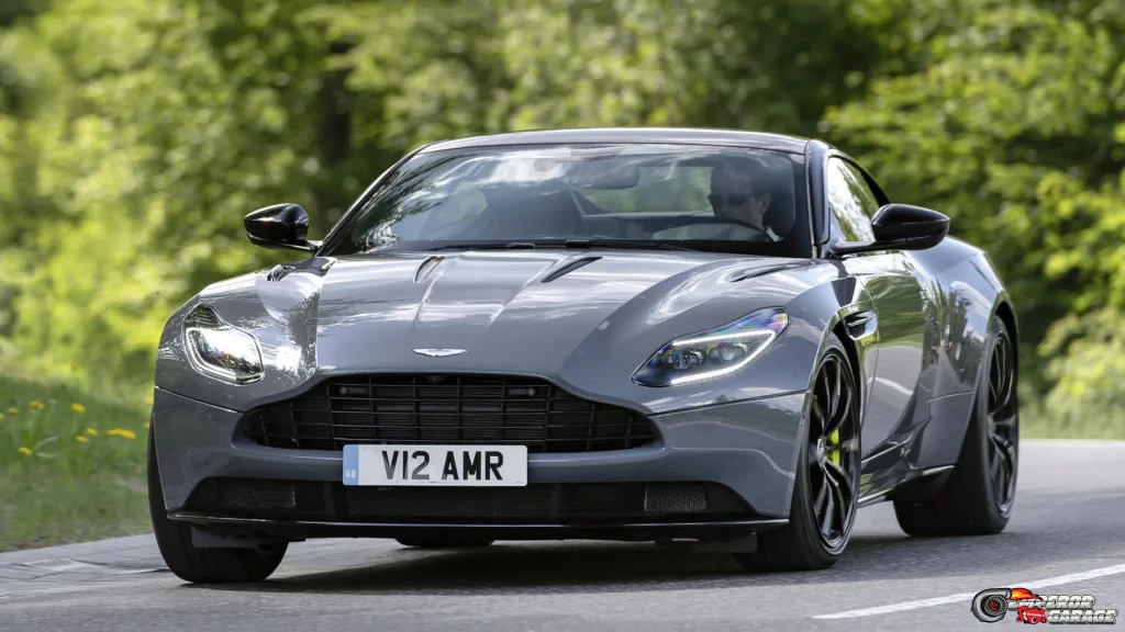 Kenali Aston Martin DB11: Hal yang Membuatnya Memikat