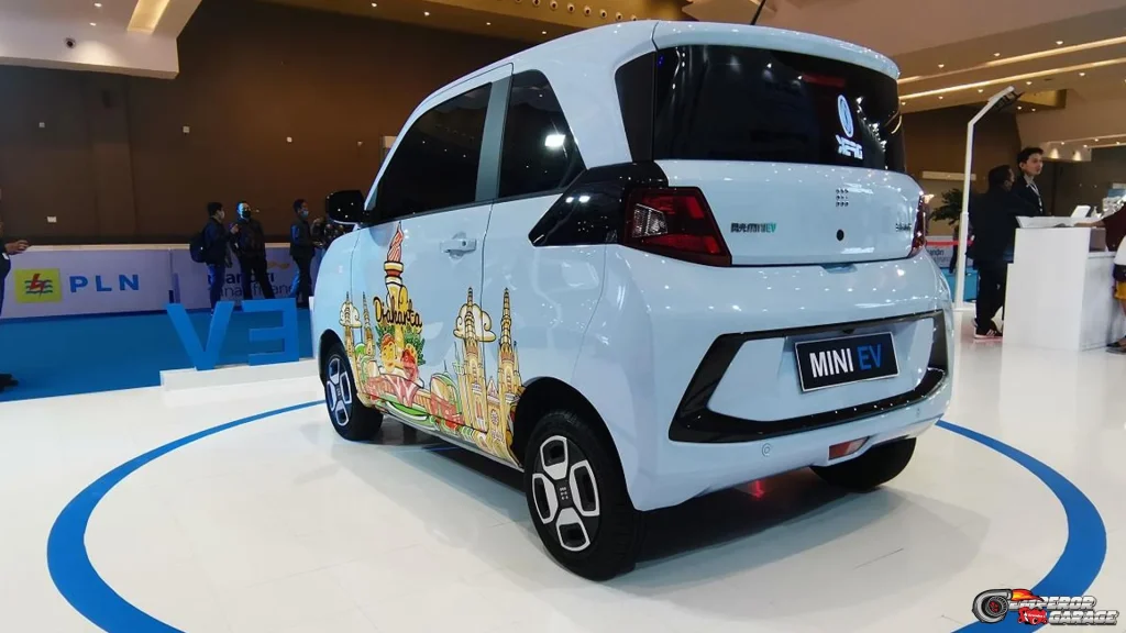 DFSK Mini EV dan 4 Review Jempolan dari Pengguna Setia Parah