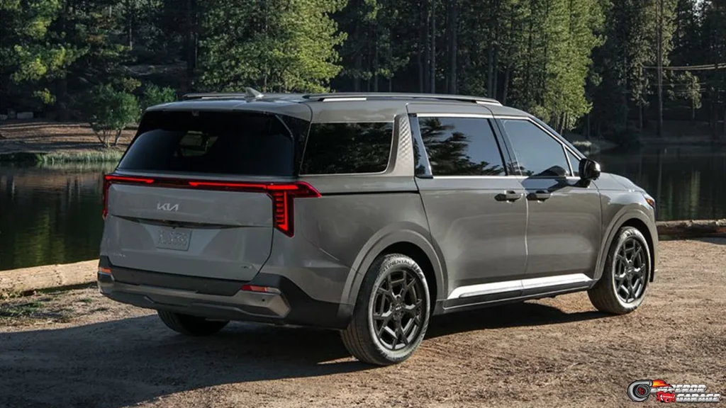 Menikmati Mobil Kia Grand Carnival dengan 4 Fitur Keselamatan Terbaru