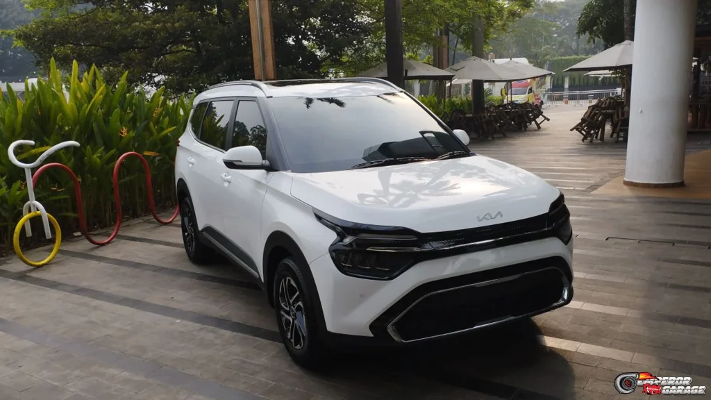 5 Fitur Mobil Kia Carens yang Bikin Setiap Perjalanan Lebih Praktis