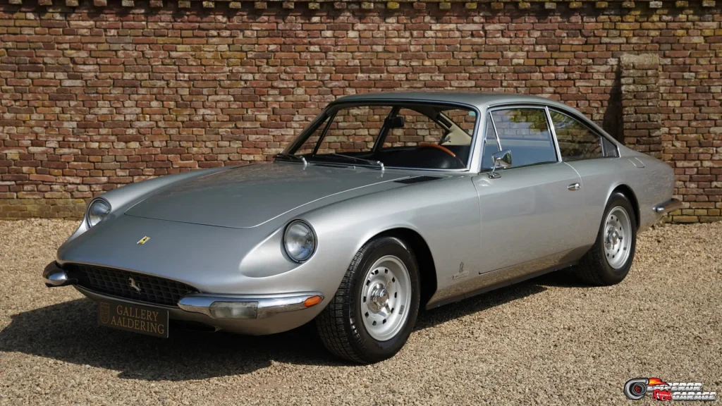 Mobil Ferrari 365 GT 2+2 Yang Membuatnya Legendaris