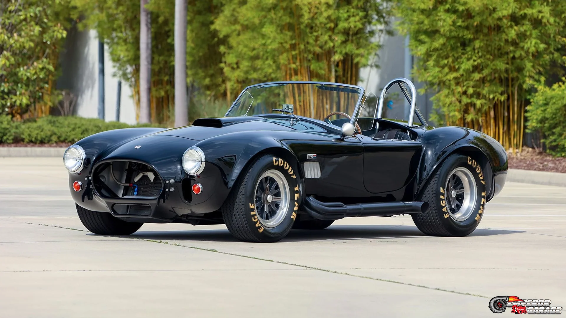 Review Shelby Cobra 427 Dengan Keunggulan Mesin V8